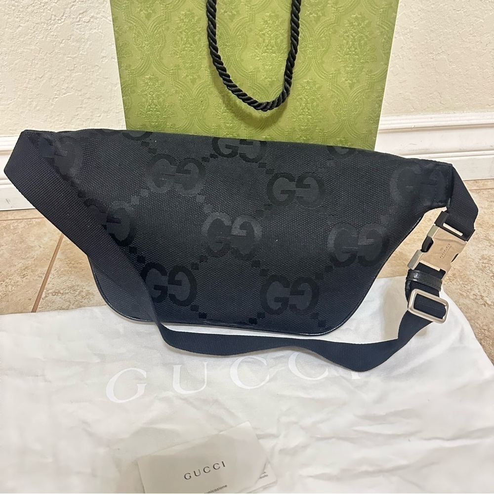 New authentic Gucci Jumbo GG belt crossbody bag in GG canvas with leather trim - Picture 12 of 16